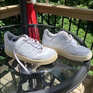 Nike Air Force 1 82’s White with Tan sole SIZE 8.5 WOMEN